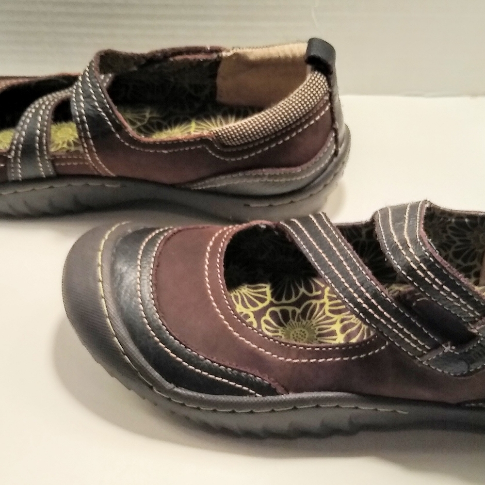 LOWERED!Jambu Prizm Mary Jane Slip On Shoes Size 8